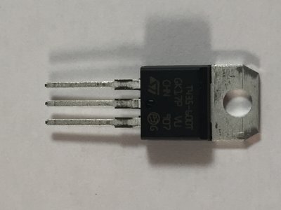 Triac BTB08 voor besturingselektronica